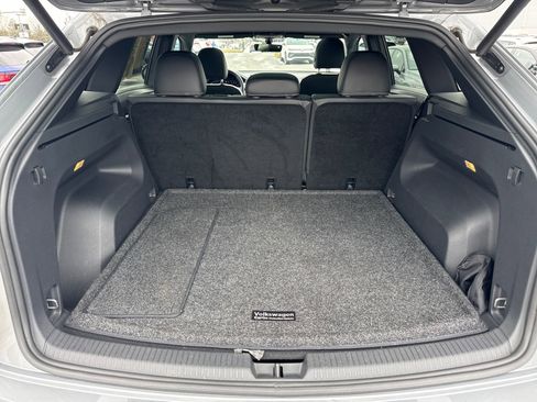 Used 2022 Volkswagen Atlas Cross Sport SE w/ Panoramic Sunroof Package image 36