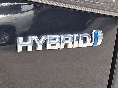 Certified 2022 Toyota Highlander XLE image 31