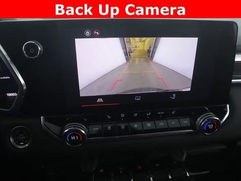 Used 2024 GMC Canyon Elevation w/ Convenience Package image 22