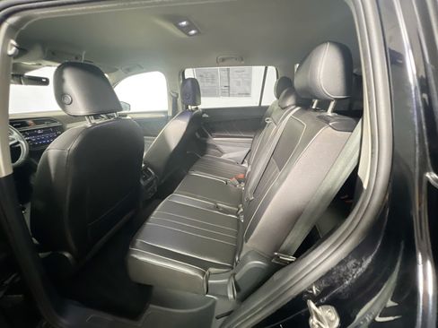 Used 2023 Volkswagen Tiguan SE FWD image 29