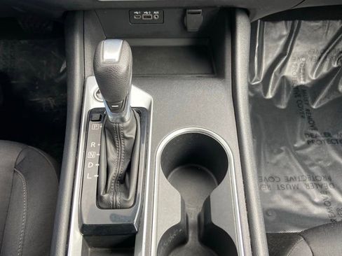 Used 2022 Nissan Altima 2.5 SV image 19