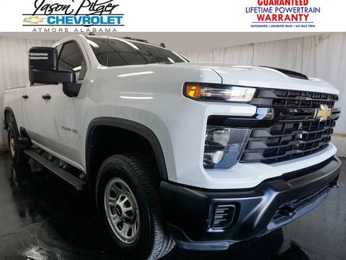 Used 2025 Chevrolet Silverado 2500 W/T AWD/4WD image 1