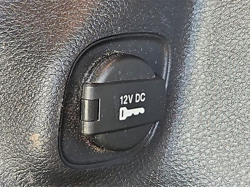 Used 2020 Jeep Cherokee Latitude image 16