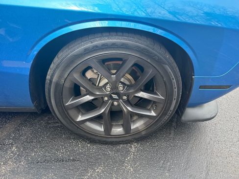 Used 2019 Dodge Challenger R/T w/ Plus Package RWD image 4