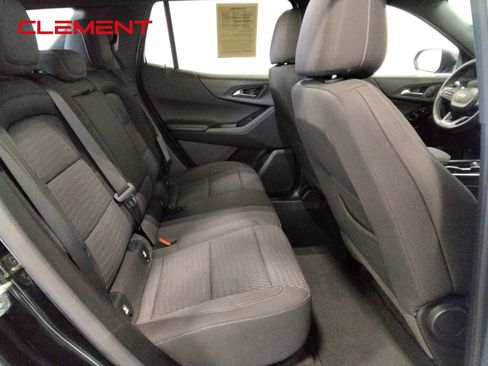 Used 2025 Chevrolet Equinox LT image 37