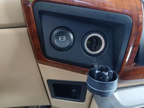 Used 2015 Ford F250 King Ranch w/ FX4 Off-Road Package AWD/4WD image 38