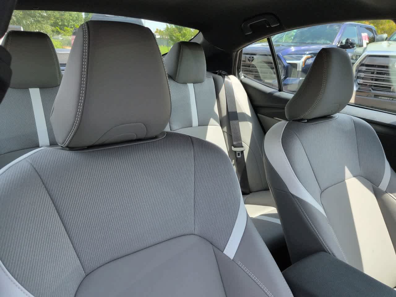 Used 2026 Toyota Camry SE w/ Convenience Package FWD image 7