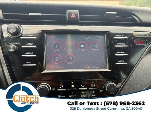Used 2019 Toyota Camry LE FWD image 18