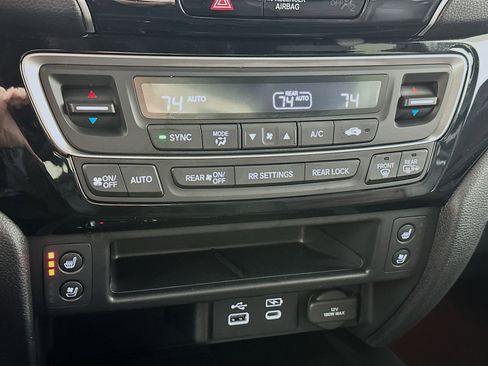 New 2026 Honda Ridgeline Black Edition image 16