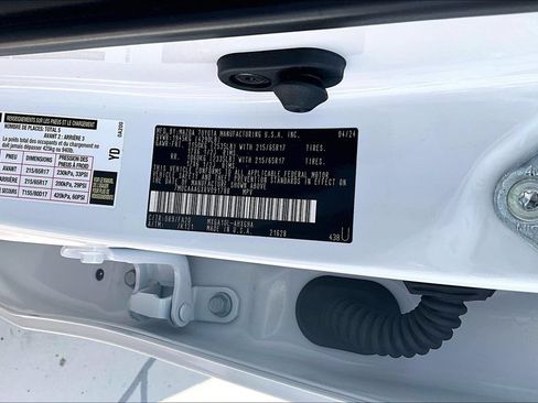 Certified 2024 Toyota Corolla Cross LE FWD image 21