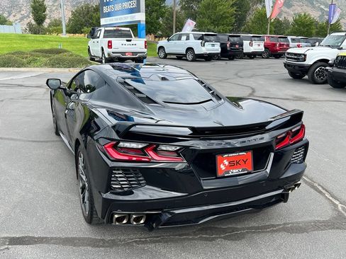 Used 2023 Chevrolet Corvette Stingray Preferred Cpe w/ Z51 Performance Package RWD image 11