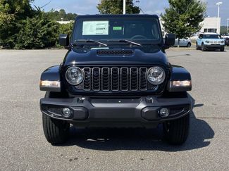 New 2025 Jeep Gladiator Sport video 2