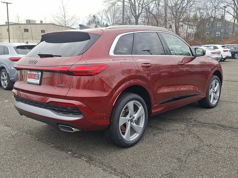 New 2025 Audi Q5 Prestige image 11