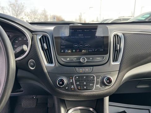 Used 2024 Chevrolet Malibu LT image 16