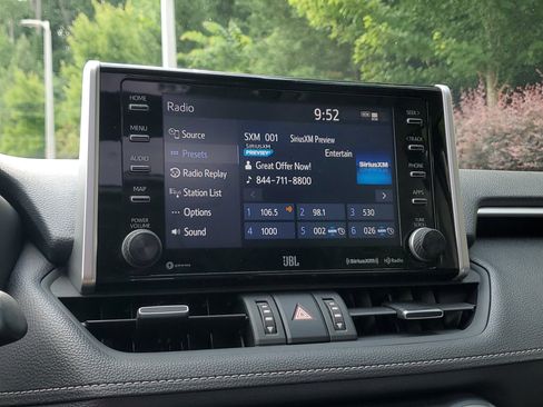 Used 2020 Toyota RAV4 Limited AWD/4WD image 24
