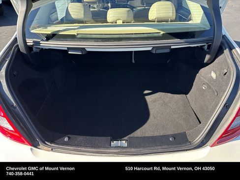 Used 2011 Mercedes-Benz C 300 4MATIC Sedan image 23