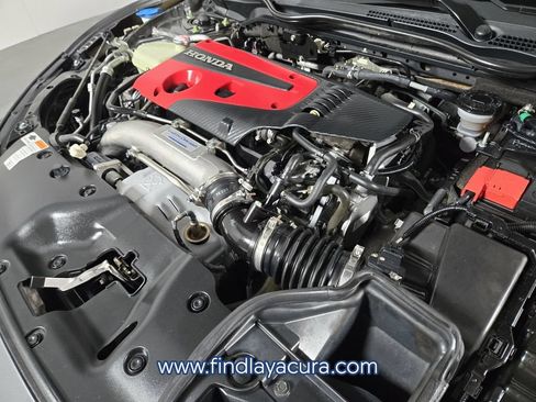 Used 2018 Honda Civic Type R image 18