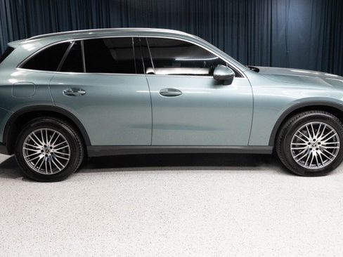 Certified 2026 Mercedes-Benz GLC 300 4MATIC image 4