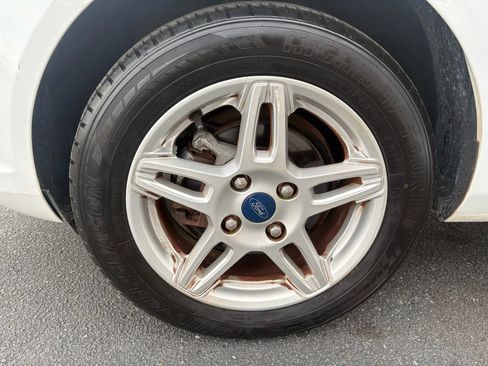 Used 2019 Ford Fiesta SE image 25