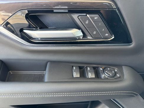 New 2026 GMC Yukon Elevation RWD image 10