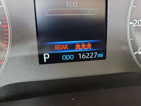 Used 2025 Toyota Corolla LE FWD image 20