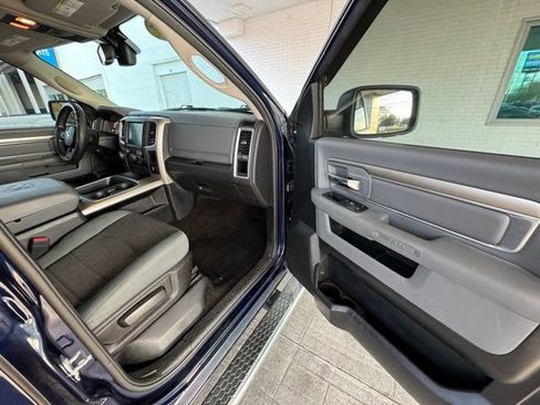 Used 2017 RAM 1500 Classic SLT w/ Luxury Group image 14