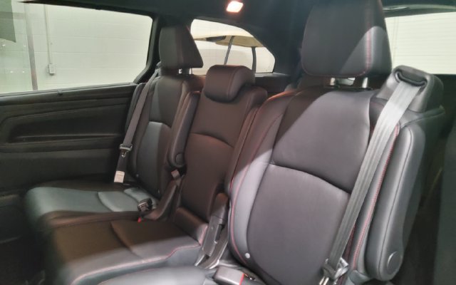 Used 2024 Honda Odyssey Sport image 19