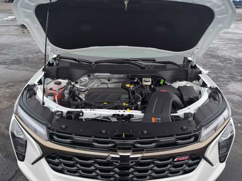 New 2026 Chevrolet Trax RS FWD image 28