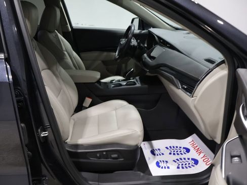 Used 2023 Cadillac XT4 Premium Luxury image 23