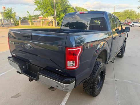 Used 2015 Ford F150 XLT image 4