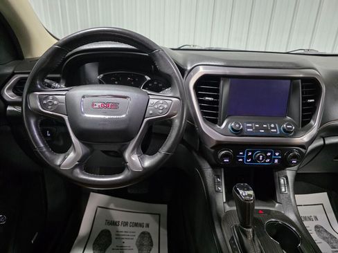 Used 2017 GMC Acadia SLT AWD/4WD image 9