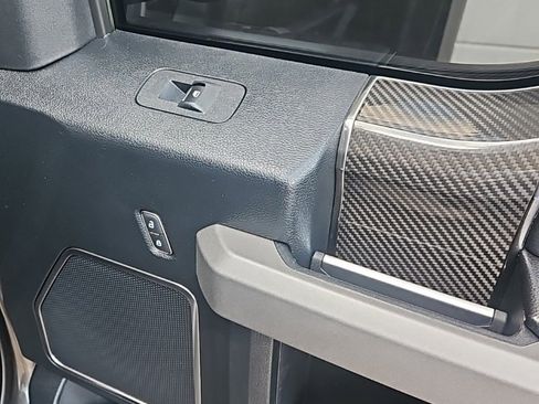 Used 2019 Ford F150 Raptor w/ Equipment Group 802A Luxury image 14