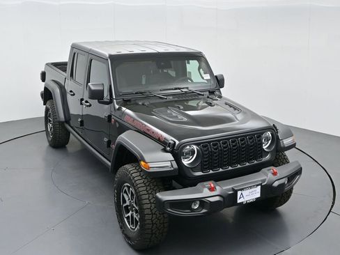 New 2025 Jeep Gladiator Rubicon w/ Convenience Group image 57