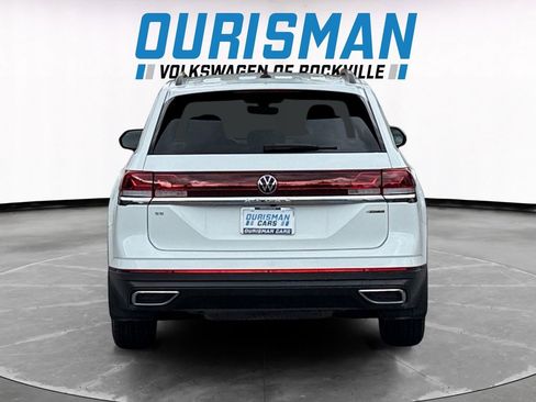 Used 2024 Volkswagen Atlas SE AWD/4WD image 5