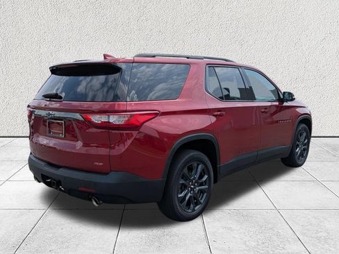 Used 2021 Chevrolet Traverse RS FWD image 3