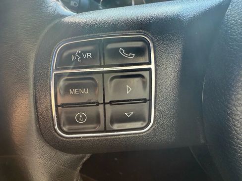 Used 2018 Jeep Wrangler Unlimited Sahara w/ Connectivity Group image 16