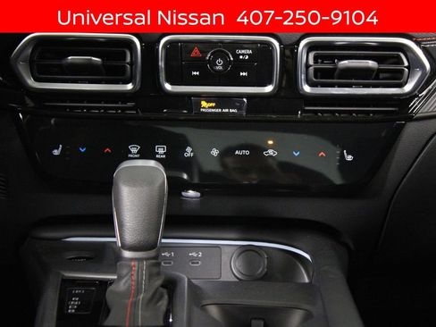 New 2026 Nissan Sentra SR w/ Floor Mat Package FWD image 20