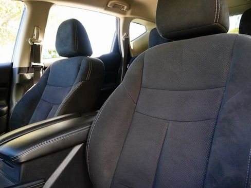 Used 2019 Nissan Murano S image 14