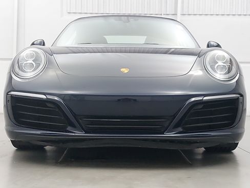 Used 2018 Porsche 911 Carrera RWD image 10