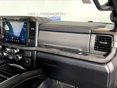 Used 2025 Ford F250 Platinum image 12