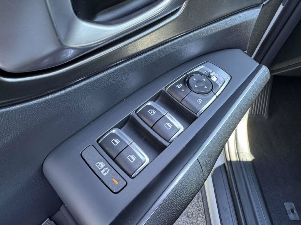 Used 2025 Kia Sorento EX AWD/4WD image 18