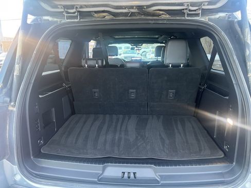 Used 2022 Ford Expedition Max Limited image 7