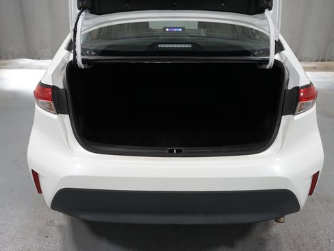 Certified 2025 Toyota Corolla LE image 31