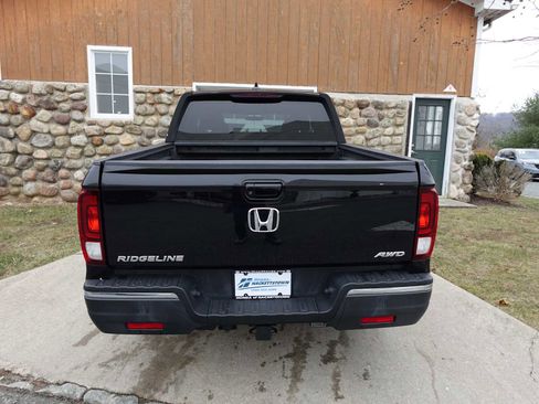Certified 2017 Honda Ridgeline Sport image 6