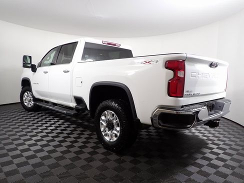 Used 2021 Chevrolet Silverado 2500 LTZ image 12