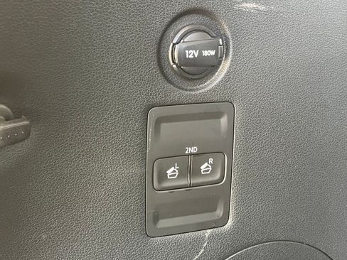 Used 2023 Hyundai Palisade SEL w/ Cargo Package FWD image 17