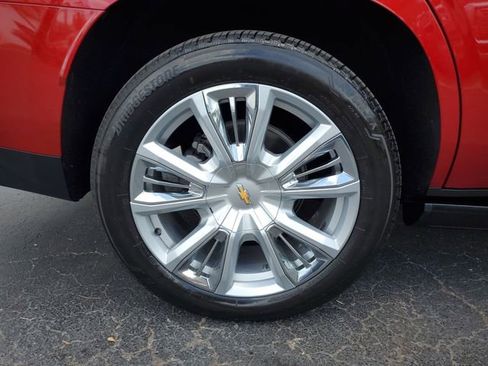 Used 2024 Chevrolet Tahoe High Country AWD/4WD image 5
