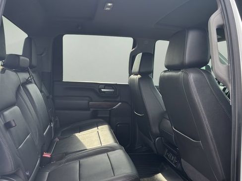 Used 2021 GMC Sierra 2500 SLT w/ X31 Off-Road Package AWD/4WD image 12