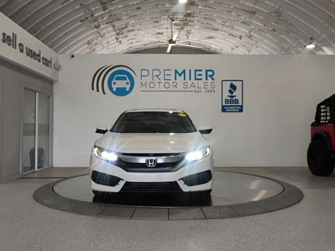 Used 2017 Honda Civic EX image 17