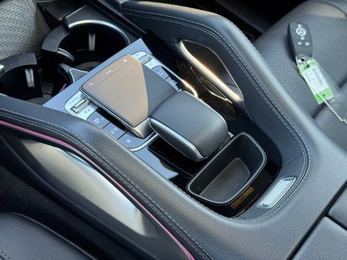 Used 2020 Mercedes-Benz GLE 350 4MATIC image 35